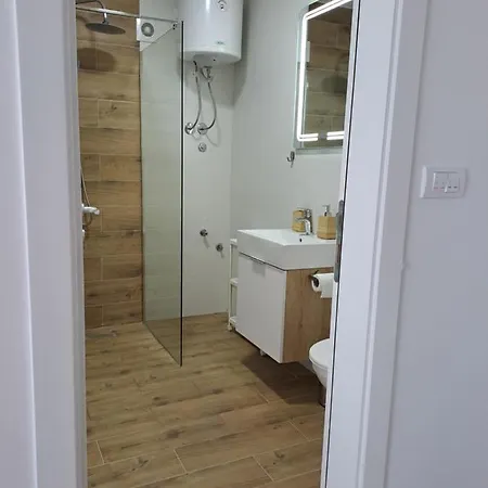 64 Lux Apartament Veliko Gradište