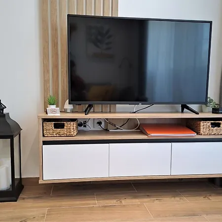 64 Lux Veliko Gradište